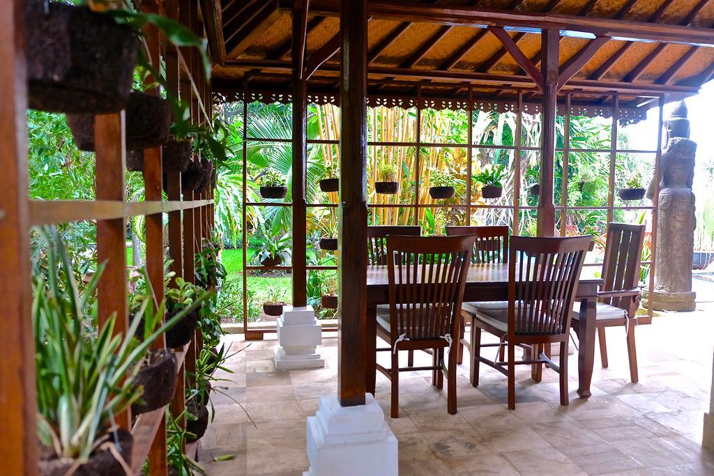 Villa Boreh Beach Resort And Spa Tejakula Exteriör bild